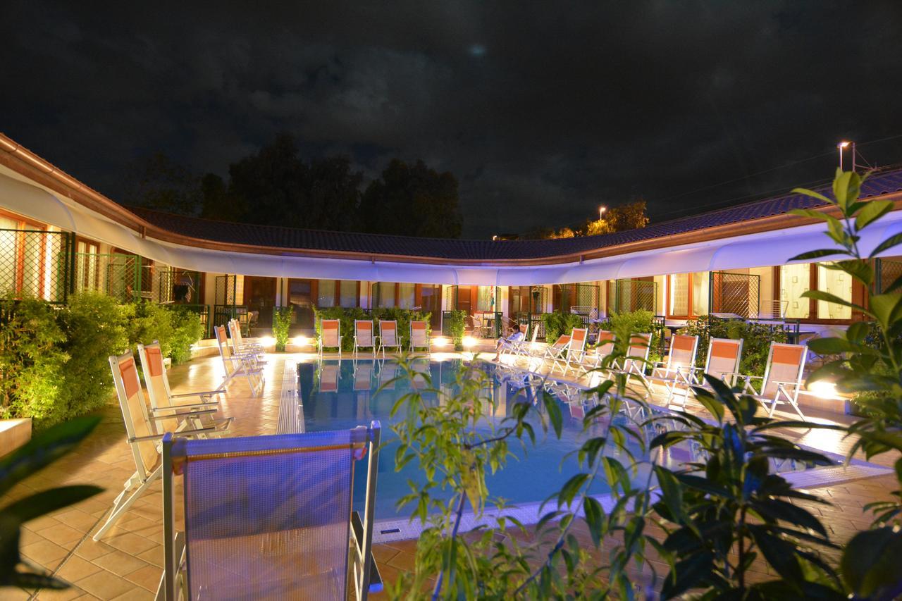Hotel Residence La Darsena Agropoli Luaran gambar