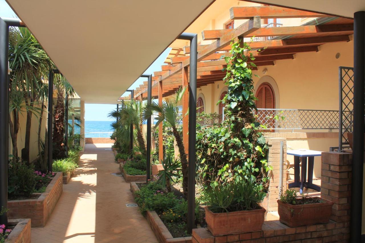 Hotel Residence La Darsena Agropoli Luaran gambar